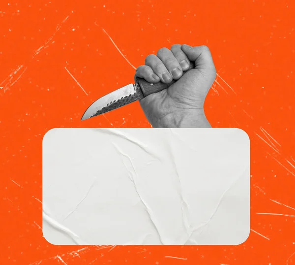 ぬれた紙を背景にナイフで空間を写し取るアートコラージュ 料理人又は台所の広告 — ストック写真
