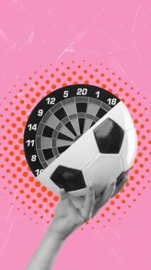 Bir el bir futbol topunu tutar, parlak pembe arka planda bir dart tahtasıyla birleştirir. Bu birleşme spor ve kesinlik karışımını sembolize eder, yaratıcılık ve eğlenceyi vurgular..