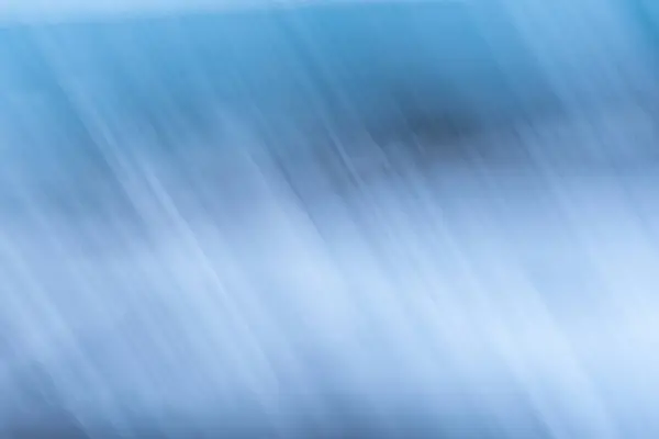 Çapraz Işık Çizgileriyle Mavi Hareket Bulanıklığı