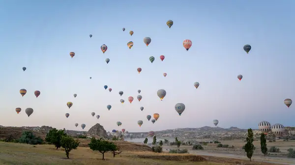 Noto Barok Katedrali ve Şehir Sokakları Görünümü