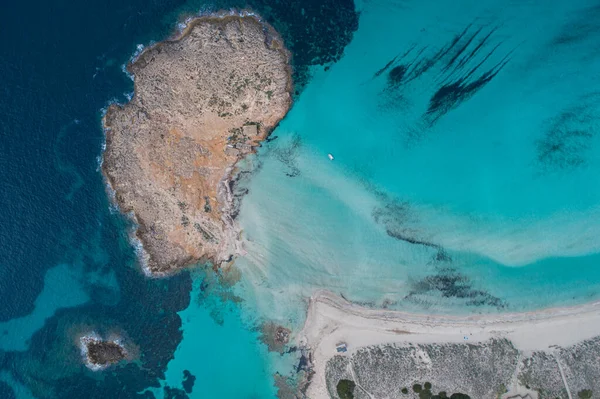 Beste Strand Europa Met Turkoois Water Met Zand Rotsen Gezien — Stockfoto