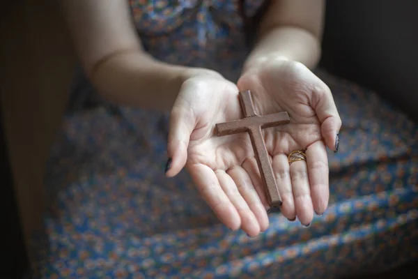 Woman Hand Cross Concept Hope Faith Christianity Religion Church Online — Stock Photo, Image