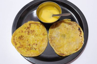 Hint özel yemeği Bobbatlu veya Bhakshalu Ugadi festivali için bir telugu tatlısı