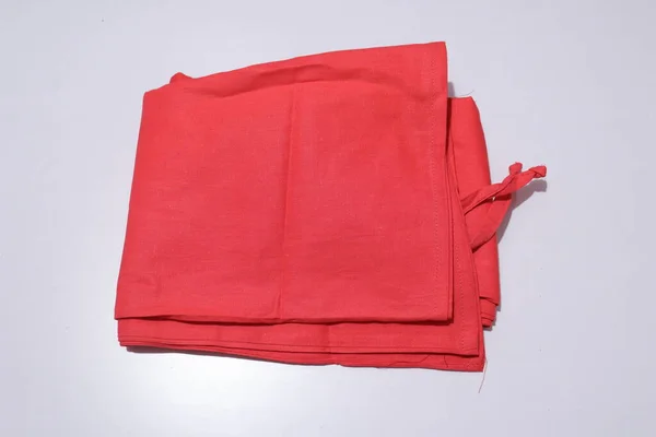 Red Traditional Saree Geïsoleerd Witte Achtergrond — Stockfoto