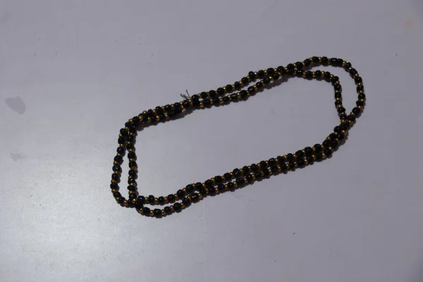 Cadena Perlas Negras Tradicionales Étnicas Para Mujeres —  Fotos de Stock