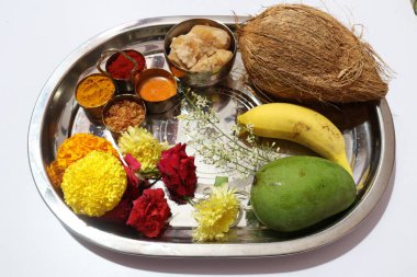 Ugadi Telugu Yeni Yıl ve hrula Pachadi.