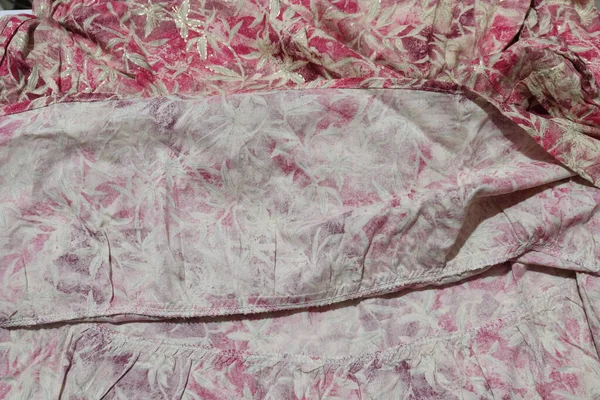 Жіноча Рожева Кольорова Сукня Ізольована Білому Тлі — стокове фото