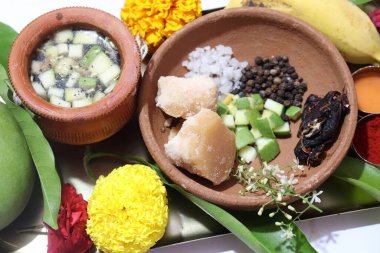 Ugadi Telugu Yeni Yıl ve hrula Pachadi