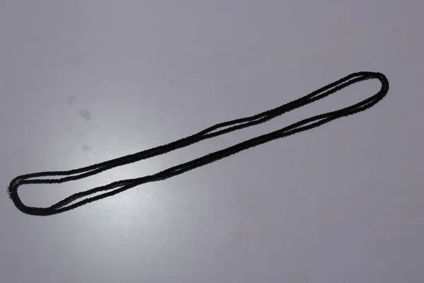 Collier Artificiel Fait Main Isolé Sur Fond Blanc — Photo