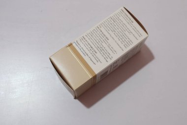 Pirinç yüzlü serum orijinal kutuda