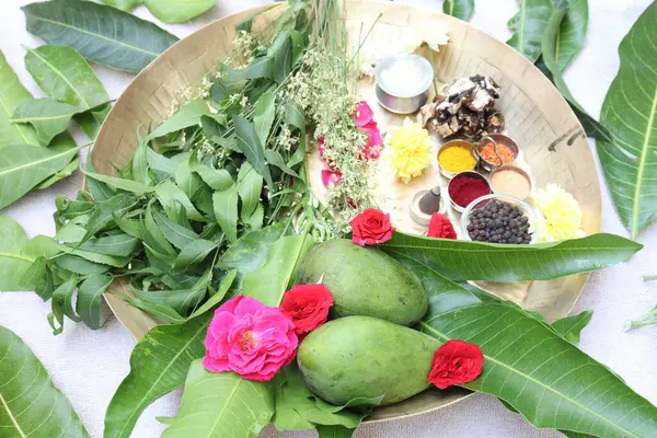 Ugadi Telugu Yeni Yıl ve hrula Pachadi