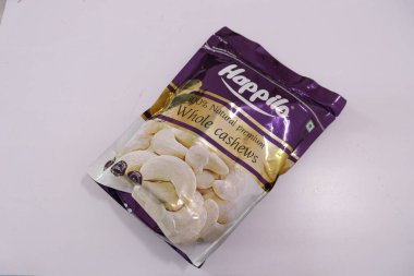 Bir paket fındık yakın çekim