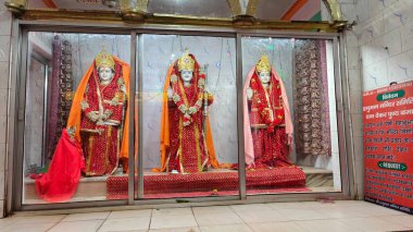 Hindistan 'da heykeller Thakur Dwara Mandir, Kala Sanghian, Punjab eyaleti. 
