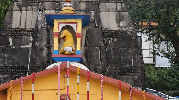Uttarakhand, Hindistan 'da bulunan Guptkashi, Lord Shiva' ya adanmış önemli bir hac alanıdır.