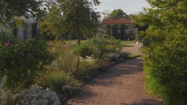 Dolly Walk Bij Horticultural Garden Reisbestemming Göteborg Hoge Kwaliteit Beeldmateriaal — Stockvideo