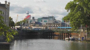 Merkez Göteborg Trafiği, İç Hendek ve Ruj Binası, İsveç. Yüksek kalite 4k görüntü