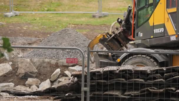 Gothenburg Sweden October 2022 Excavator Moving Blast Mat High Quality — Vídeo de Stock