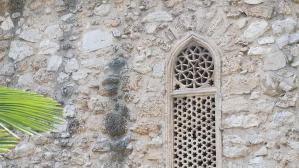 Старовинна Прикрашена Мечеть Вікно Скеля Зовнішній Вигляд Крупним Планом Високоякісні — стокове відео
