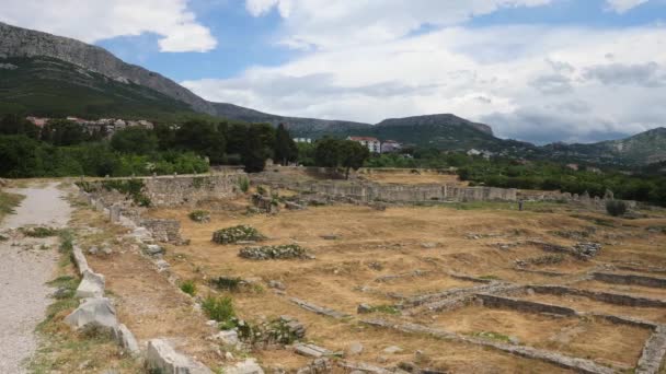 Archaeological Excavation Salona Roman Ruins Solin Croatia Pan Shot High — Stockvideo