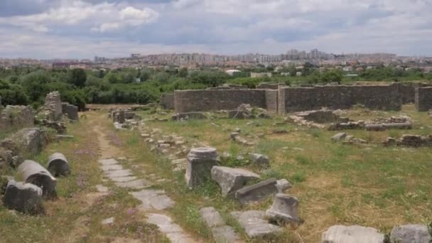 Ρωμαϊκά Ερείπια Της Πόλης Και Solin Cityscape Στο Horizon Κροατία — Αρχείο Βίντεο