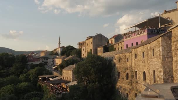 Restaurant Terrassen Der Altstadt Von Mostar Bosnien Und Herzegowina Hochwertiges — Stockvideo