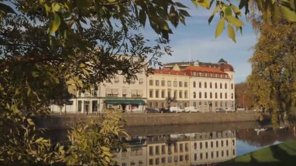 Старые Здания Речной Рефлекс Центре Гетеборга Швеция Высококачественные Кадры — стоковое видео