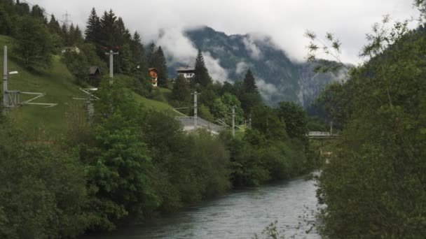 Gasteiner Ache River Running Dorfgastein Austria Establishing Shot Imágenes Alta — Vídeos de Stock