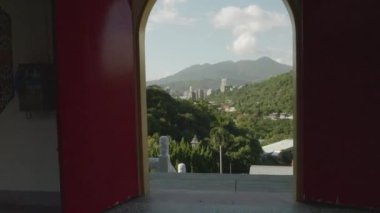 Yüksek Angle View Shilin Bölgesi, Miaokan Tapınağı, Miao Guang Si, Taipei, Dolly. Yüksek kalite 4k görüntü