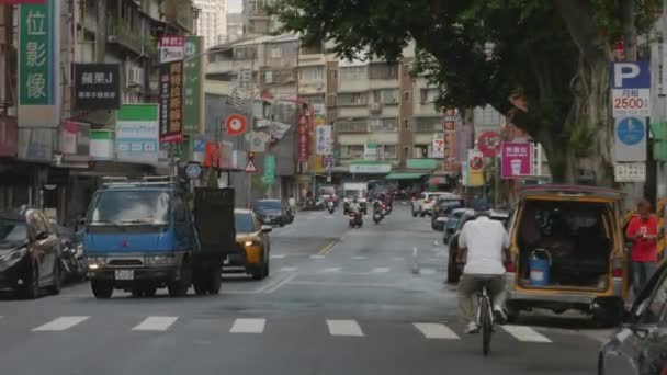 Guandu Tajwan Listopada Bustle Guandu Street Scene Cars Dzień Wysokiej — Wideo stockowe