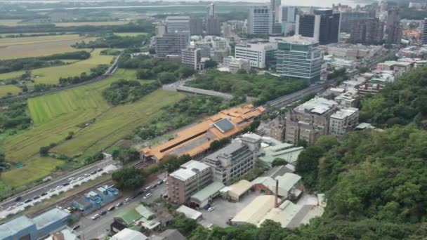 Tunnelbanestationen Fuxinggang Beitou District Taipei Taiwan Antenn Högkvalitativ Film — Stockvideo