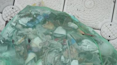 Deniz Kum Torbası, Okyanus Kirliliğine Bir Bakış, Yaklaş. Yüksek kalite 4k görüntü