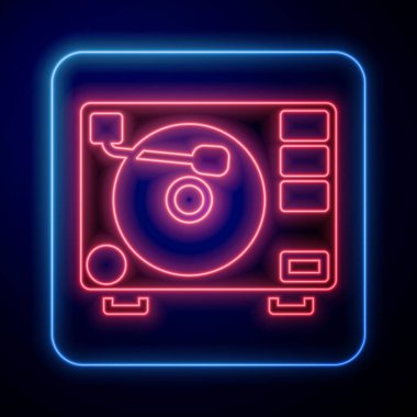 Siyah arkaplanda izole edilmiş vinil disk simgesi olan parlak neon vinil oynatıcı. Vektör.