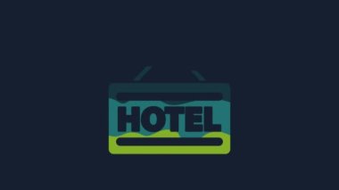 Sarı pano açık hava reklamı ve mavi arka planda izole edilmiş bir metin otel simgesi. 4K Video hareketli grafik canlandırması.