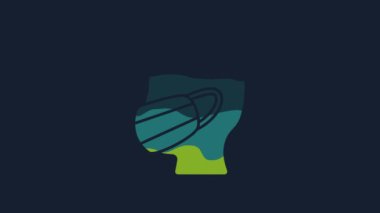 Mavi arka planda izole edilmiş tıbbi koruyucu maske ikonu içindeki sarı adam yüzü. Karantinaya alın. 4K Video hareketli grafik canlandırması.