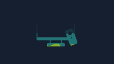 Sarı Akıllı TV simgesi mavi arkaplanda izole edildi. Televizyon tabelası. 4K Video hareketli grafik canlandırması.