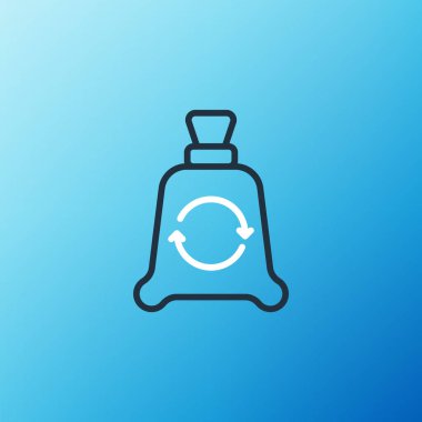 Geri dönüşüm sembollü çöp torbası mavi arka planda izole edilmiş. Çöp kutusu simgesi. Geri dönüşüm sepeti işareti. Renkli taslak konsepti. Vektör