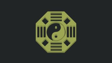 Yeşil Yin Yang sembolü uyum ve denge simgesi siyah arkaplanda izole edilmiş. 4K Video hareketli grafik canlandırması.