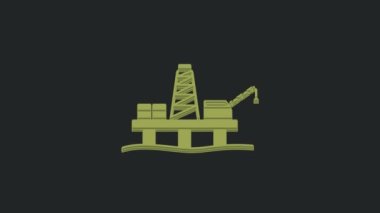 Deniz ikonundaki yeşil petrol platformu siyah zemin üzerinde izole edilmiş. Denizde sondaj kulesi. Petrol platformu, doğalgaz, deniz aşırı sanayi. 4K Video hareketli grafik canlandırması.