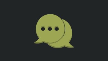 Siyah arkaplanda yeşil konuşma balonu sohbet simgesi izole edildi. İleti simgesi. İletişim ya da yorum sohbet sembolü. 4K Video hareketli grafik canlandırması.