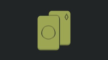 Siyah arkaplanda izole edilmiş yeşil kart simgesi oyunu. Kumarhane kumarı. 4K Video hareketli grafik canlandırması.