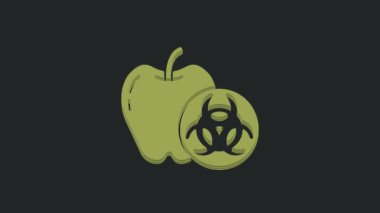 Yeşil genetik olarak değiştirilmiş elma simgesi siyah arkaplanda izole edilmiş. GDO meyvesi. 4K Video hareketli grafik canlandırması.
