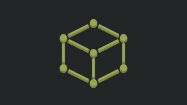 Siyah arkaplanda izole edilmiş yeşil Isometric küp simgesi. Geometrik küp katı simge. 3 boyutlu kare işareti. Kutu sembolü. 4K Video hareketli grafik canlandırması.