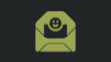 Siyah arka planda Sevgililer Günü kalp ikonu olan yeşil zarf. Mesaj aşkım. Aşk ve romantizm mektubu. 4K Video hareketli grafik canlandırması.