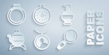 Kolyeye madalyon, Kadim amforalar, klasik çaydanlık, büyüteç, cep saati ve altın yüzük ikonu. Vektör