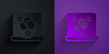 Kağıt kesiği Kimyasal formül simgesi mor arka planda siyah üzerine izole. Yenilikçi tıp, sağlık, araştırma ve bilim için soyut altıgen. Kağıt sanatı tarzı. Vektör