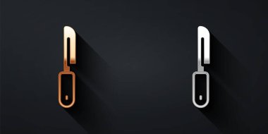 Siyah arka planda altın ve gümüş bıçak ikonu var. Çatal bıçak sembolü. Uzun gölge tarzı. Vektör