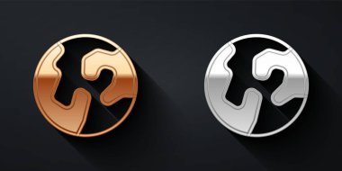 Siyah arkaplanda izole edilmiş altın ve gümüş Dünya ikonu. Dünya ya da Dünya işareti. Küresel internet sembolü. Geometrik şekiller. Uzun gölge tarzı. Vektör