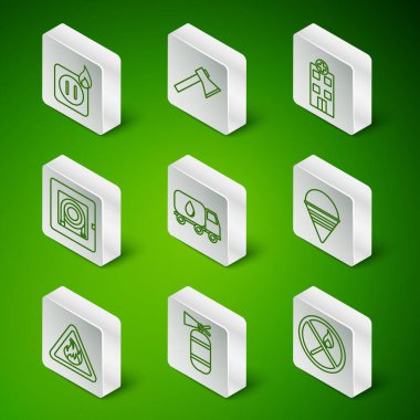 Ateşleme hattı yok, yangın söndürücü, prizin elektrik tesisatı, su dağıtım kamyonu, hortum dolabı, itfaiyeci baltası, alev üçgeni ve koni kovası ikonu. Vektör