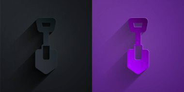 Kağıt kesiği Kürek simgesi mor arkaplanda siyah üzerine izole edilmiş. Bahçe aletleri. Bahçecilik, tarım, çiftçilik aleti. Kağıt sanatı tarzı. Vektör.