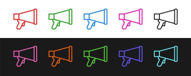 Megafon simgesini siyah beyaz arkaplanda ayır. Sözcü işareti. Vektör.